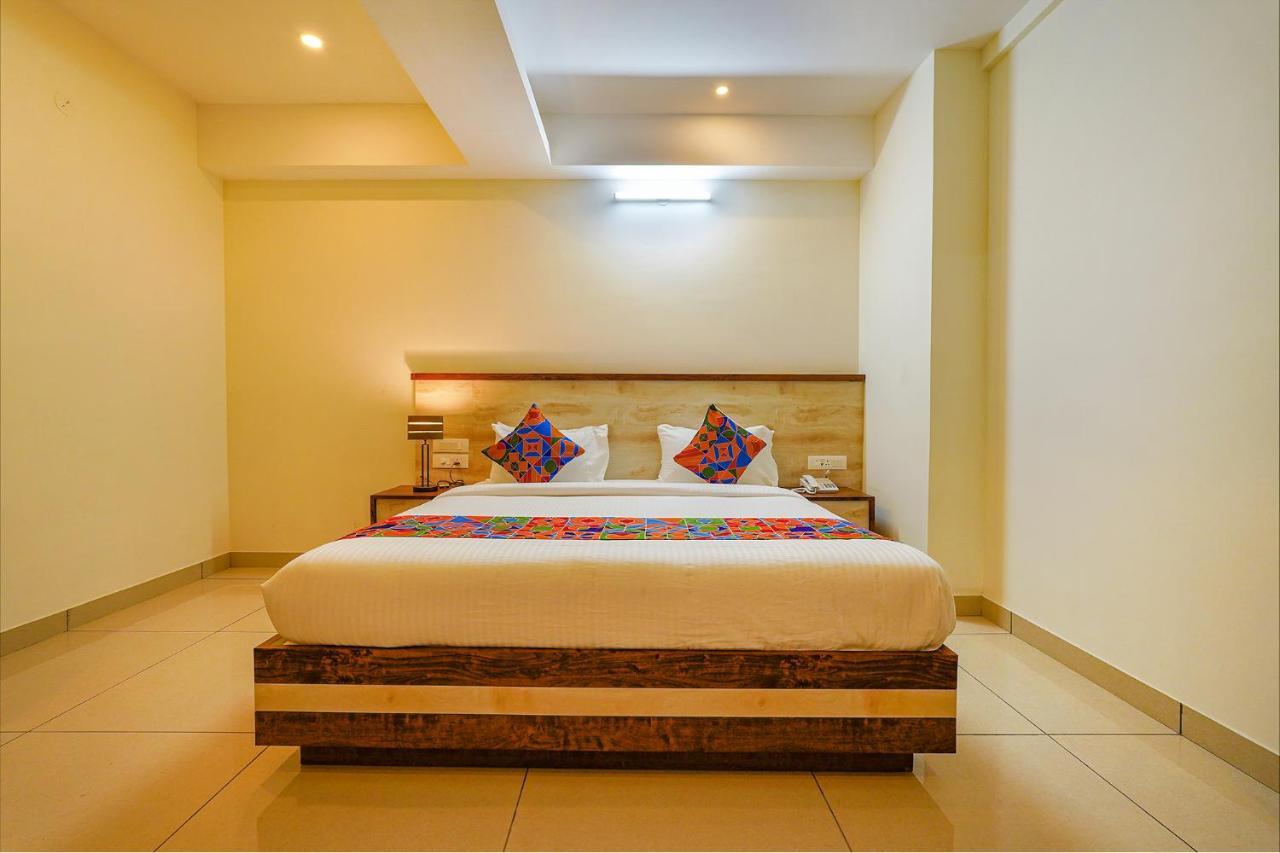 Fabhotel Shakthi Suites - Nr Jayadeva Hospital Bangalore Buitenkant foto